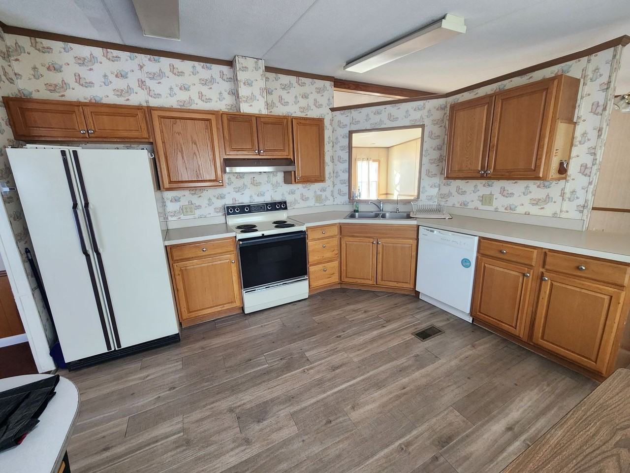 615 Twin Bridge Rd - Photo 4 of 27