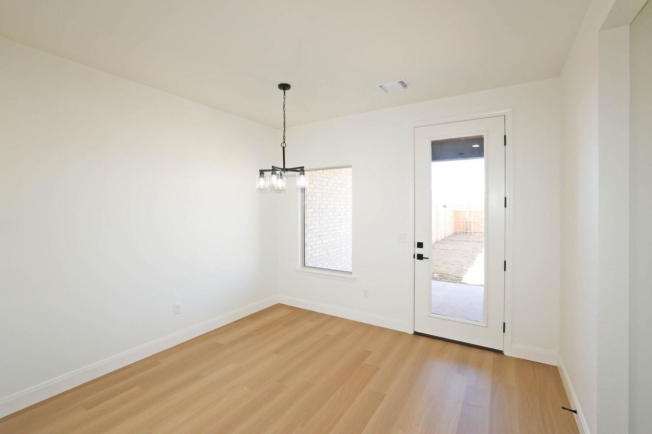 10424 Tierra Santa Dr #A - Photo 7 of 41