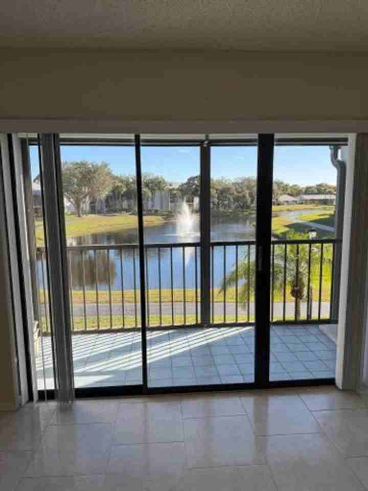 1012 1012 Green Pine Bvld B2 - Photo 2 of 14