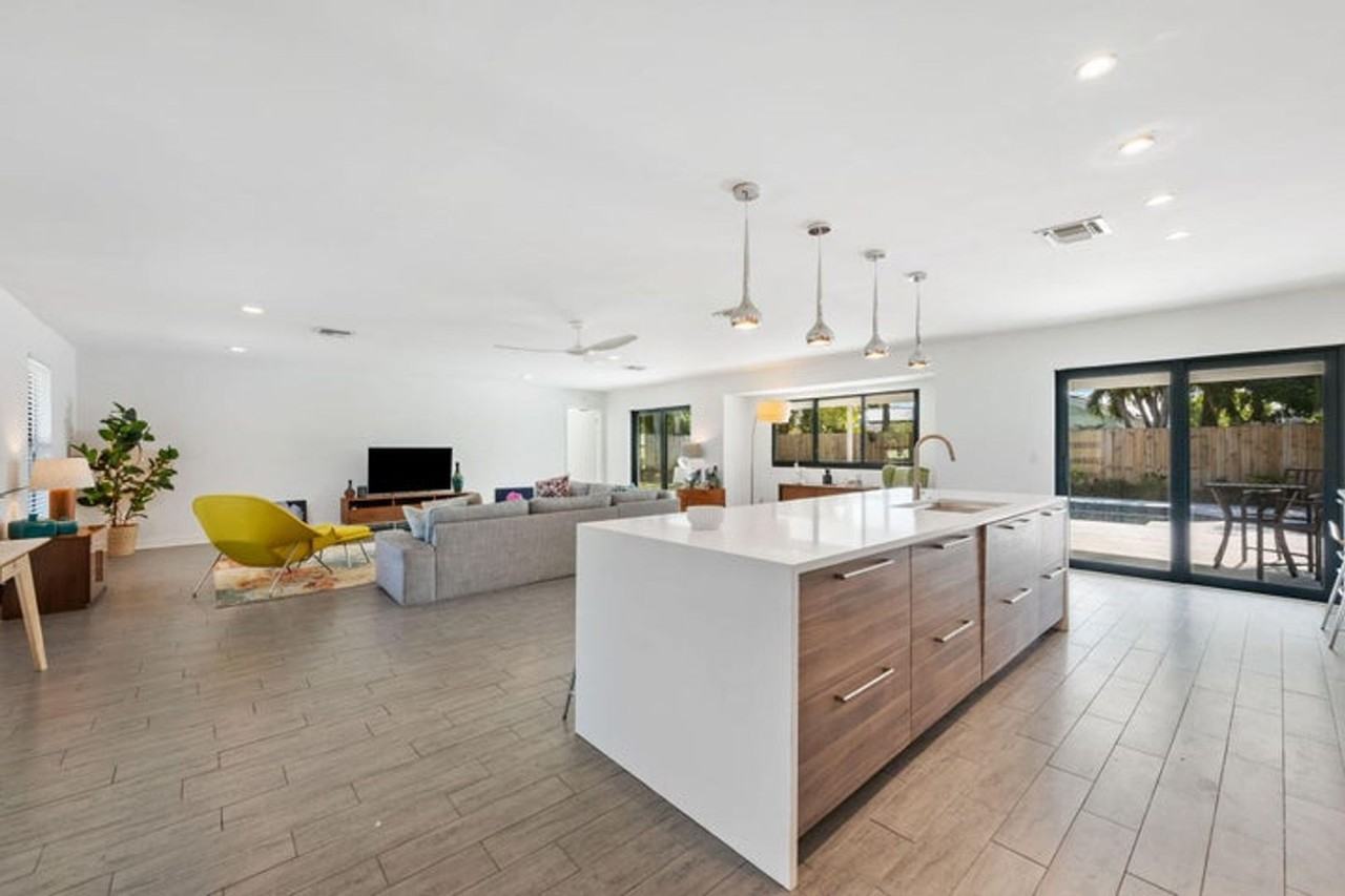 1812 Juno Isles Blvd - Photo 3 of 21