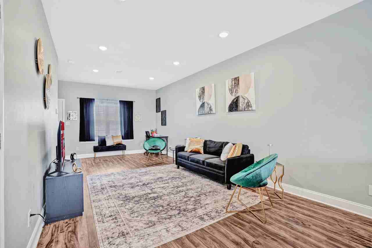 541 New South Dr - Photo 6 of 41