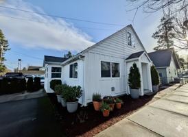 featured image of 105 E Arlington St