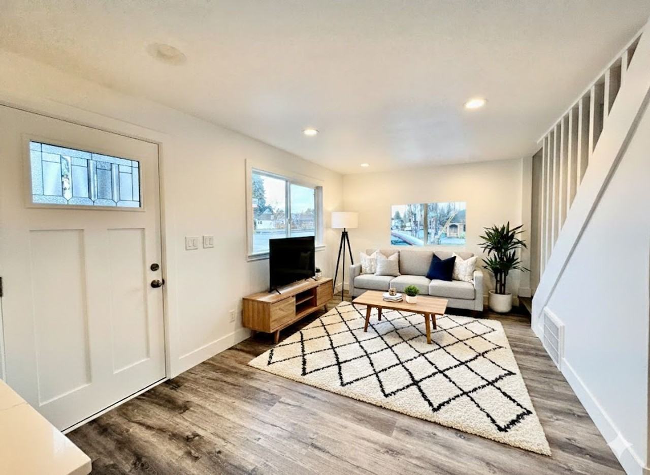 105 E Arlington St - Photo 5 of 25