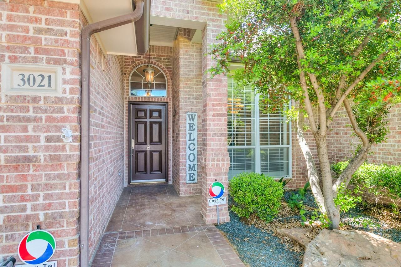 3021 Champion Cir - Photo 5 of 30