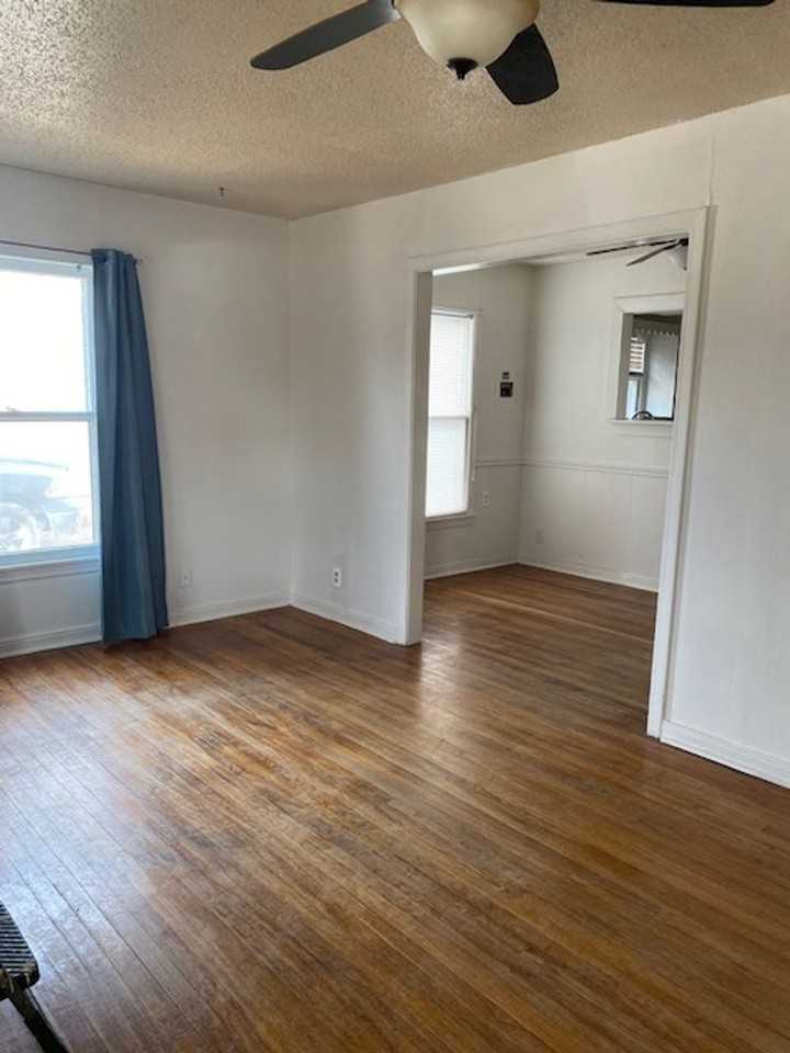 773 Sunset Dr - Photo 5 of 10