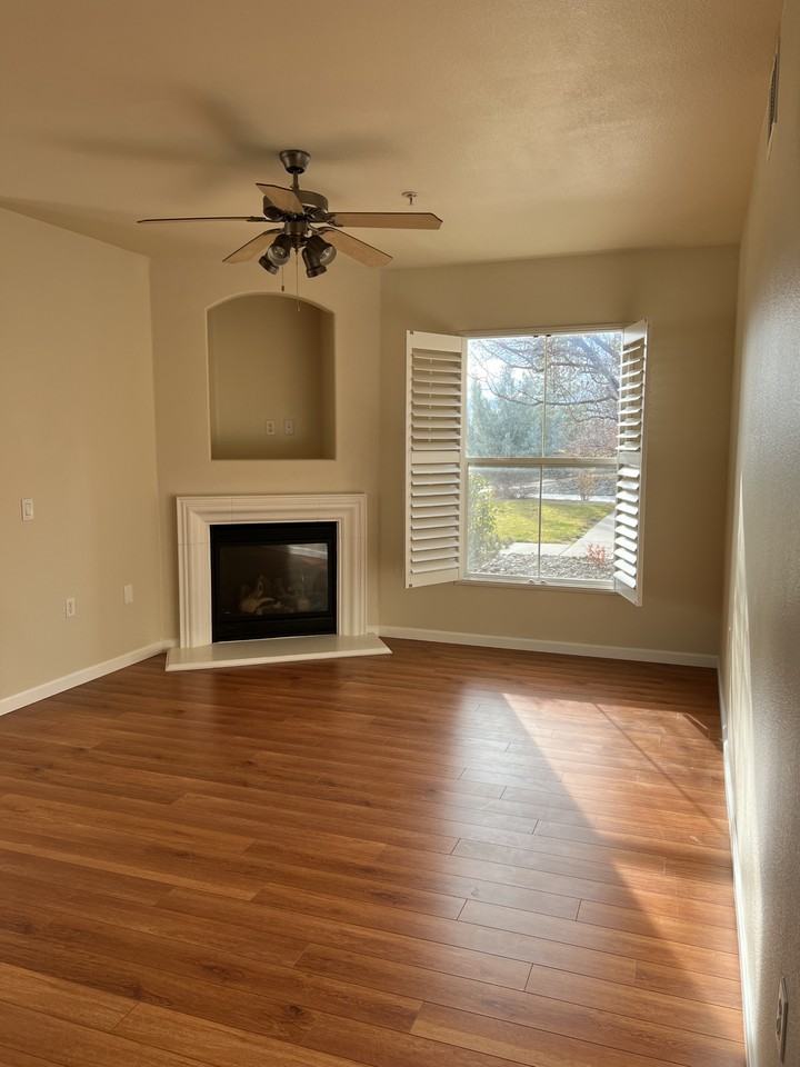 17000 Wedge Pkwy #3312 - Photo 5 of 20