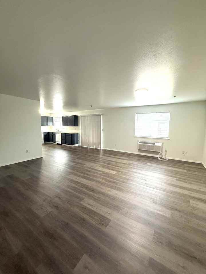 1312 Gregory Ave #2 - Photo 6 of 24