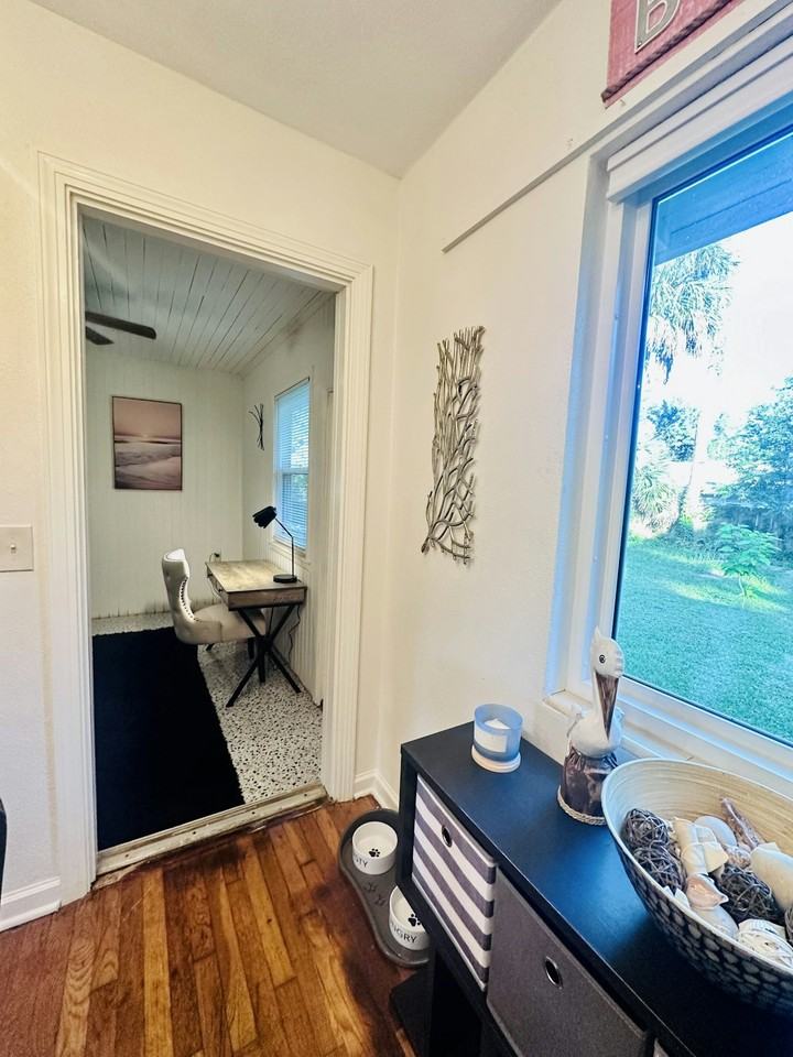 27 Escalona st. - Photo 6 of 19