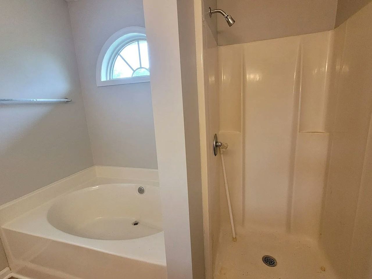 317 Buckeye Drive - Photo 4 of 18