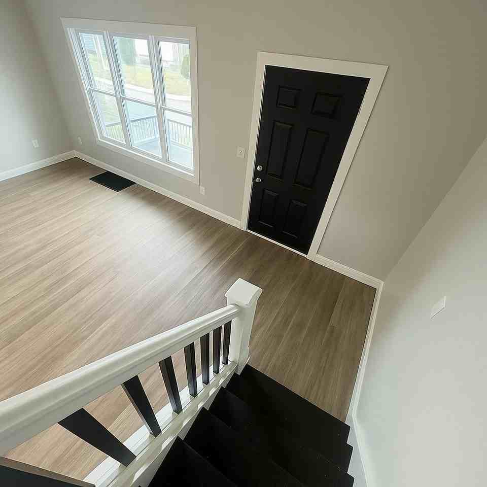 800 Carpenter Street - Photo 2 of 24