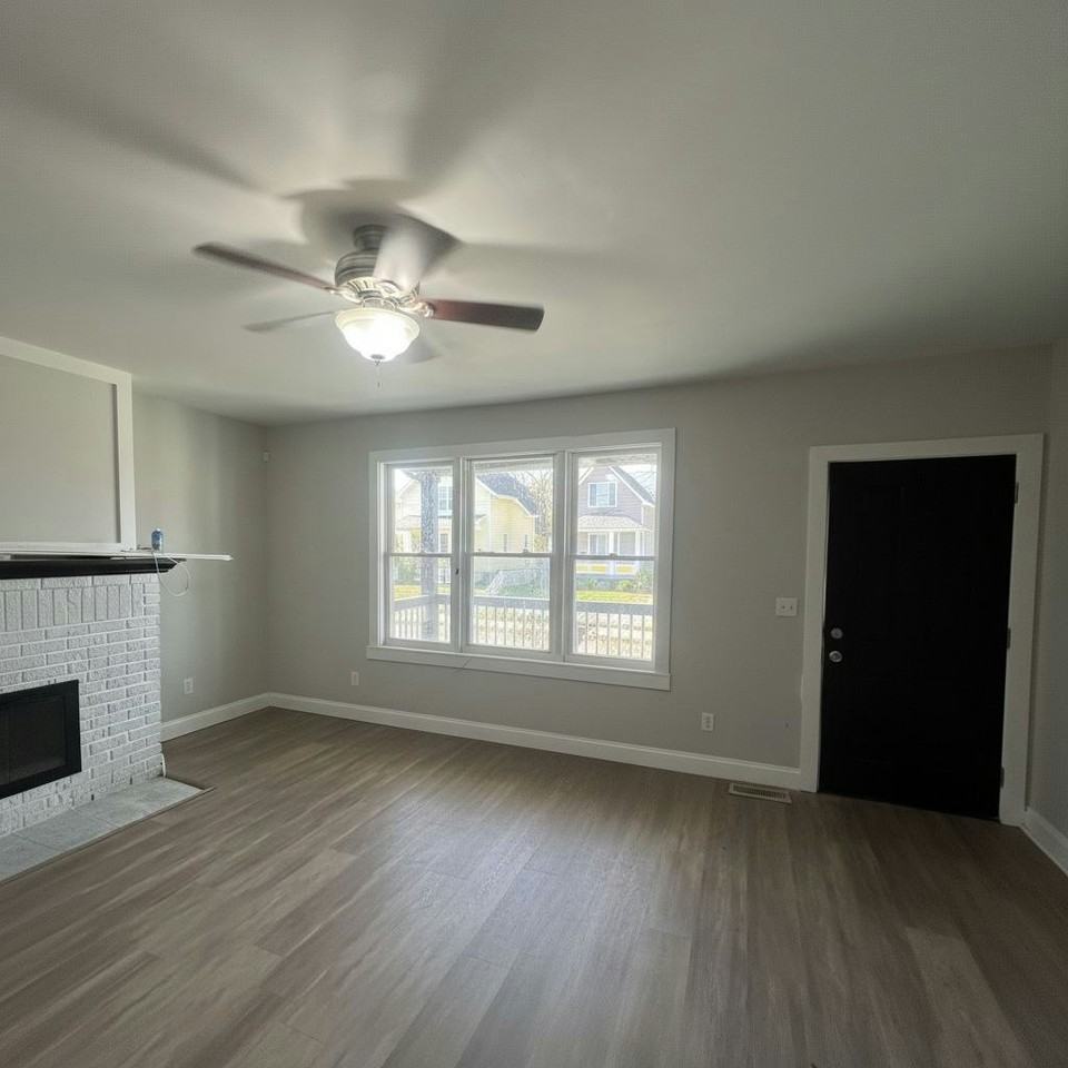 800 Carpenter Street - Photo 5 of 24