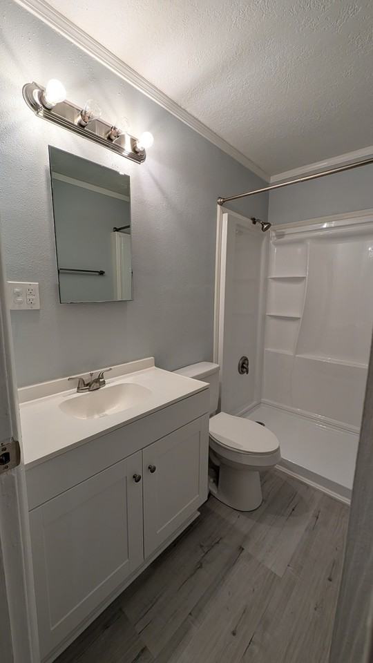 208 Spencer Place, Unit A - Photo 4 of 6