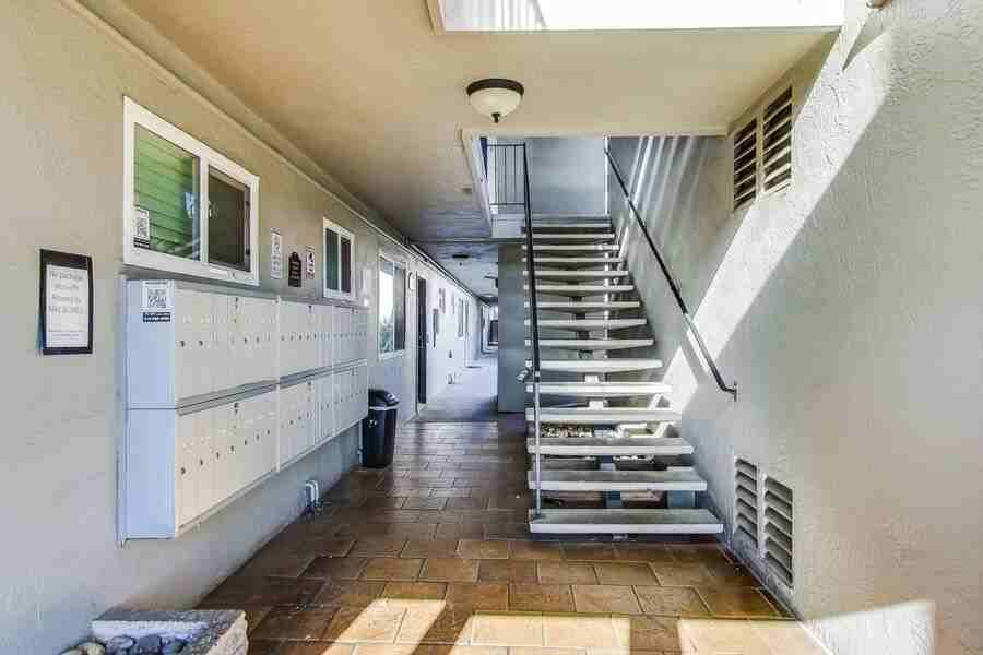 1701 Shoreline Drive - Photo 2 of 6