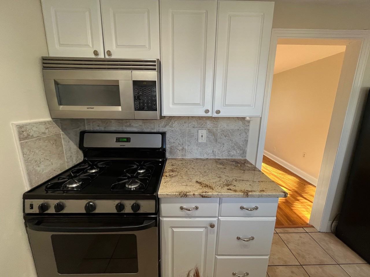 Penn 6825 - Photo 4 of 24