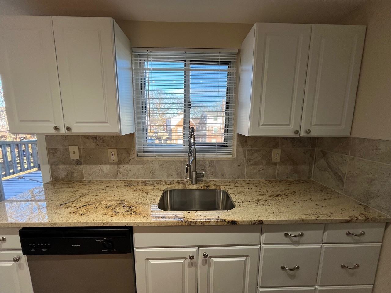 Penn 6825 - Photo 5 of 24