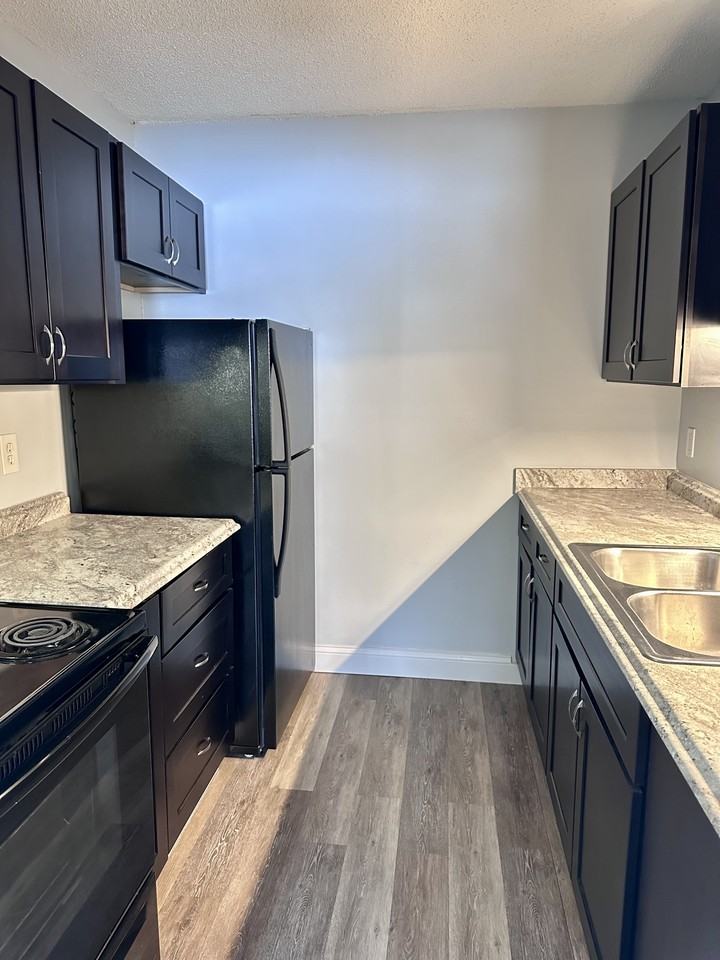 2605 Terrace Avenue - Photo 5 of 22