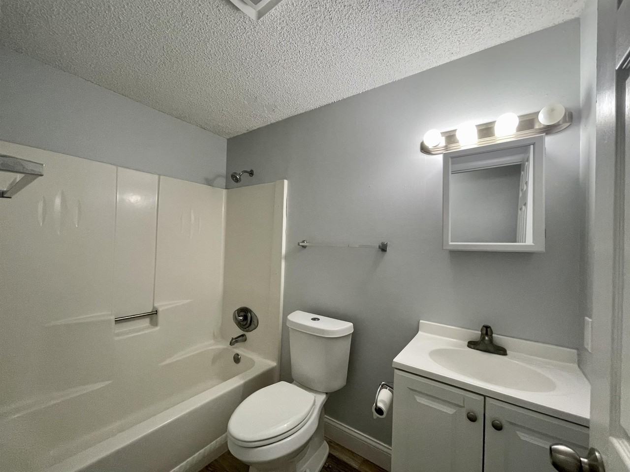 2605 Terrace Avenue - Photo 6 of 22