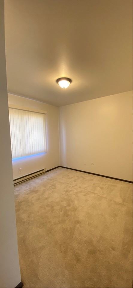 CENTENNIAL 4327 - Photo 5 of 9