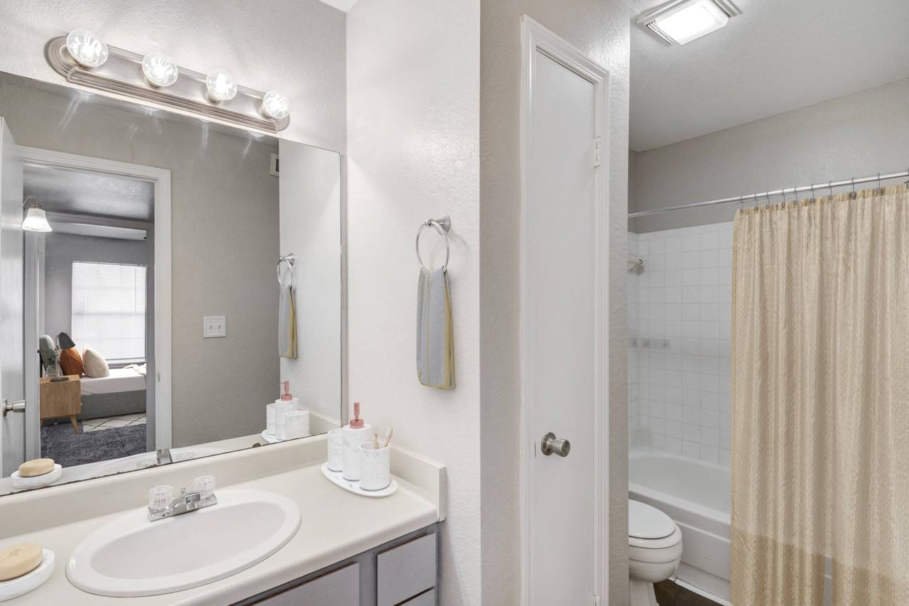 Fountainhead Apartments - Photo 5 of 12