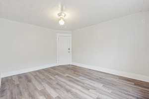 featured image of 423 2nd St Ne