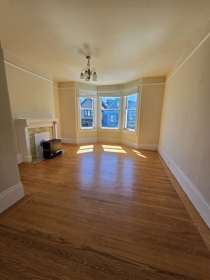 4236 25th St. - Photo 2 of 10