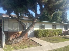 featured image of 1322 Leonard Ave