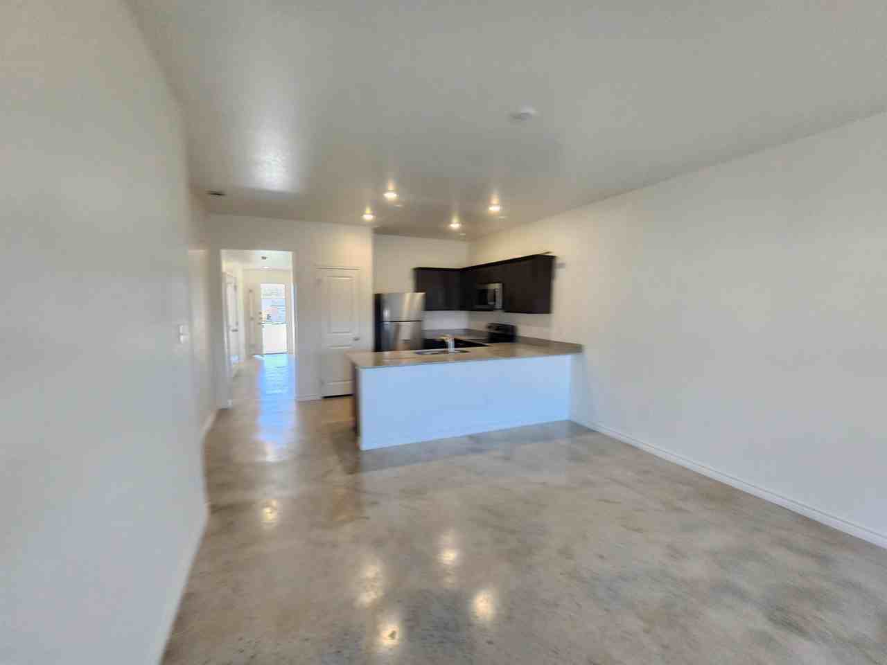 1312 Concord Drive - Photo 3 of 10