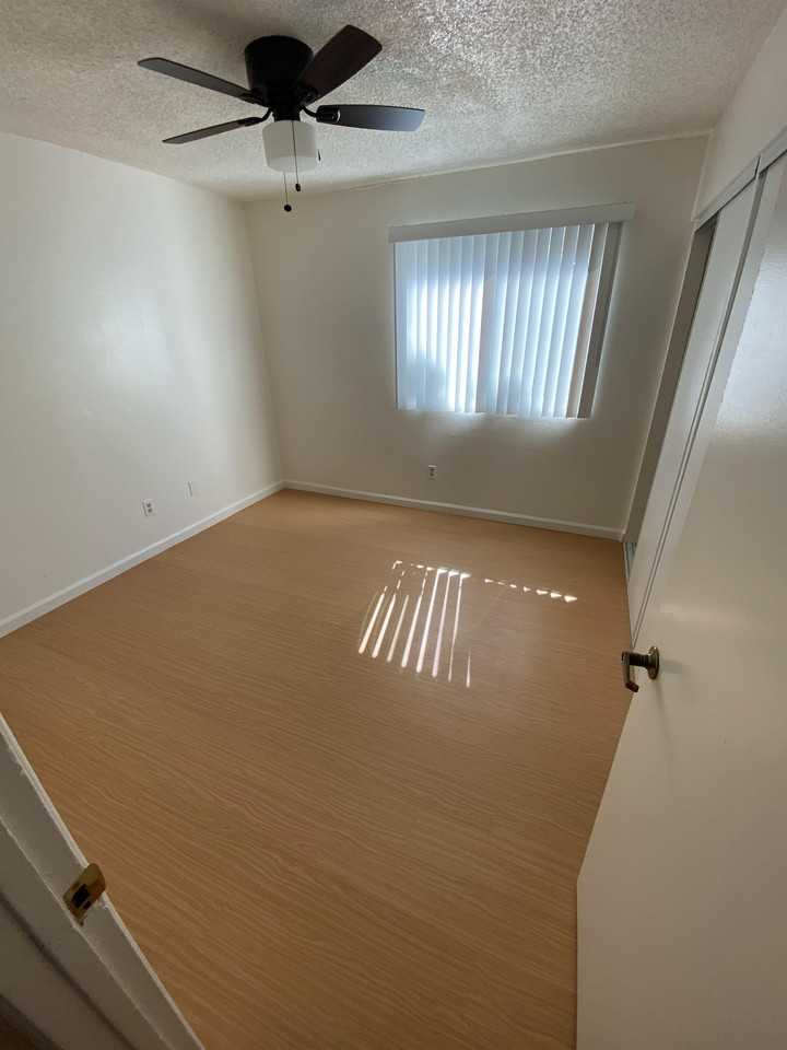 Highland Ave 4065 - Photo 3 of 6