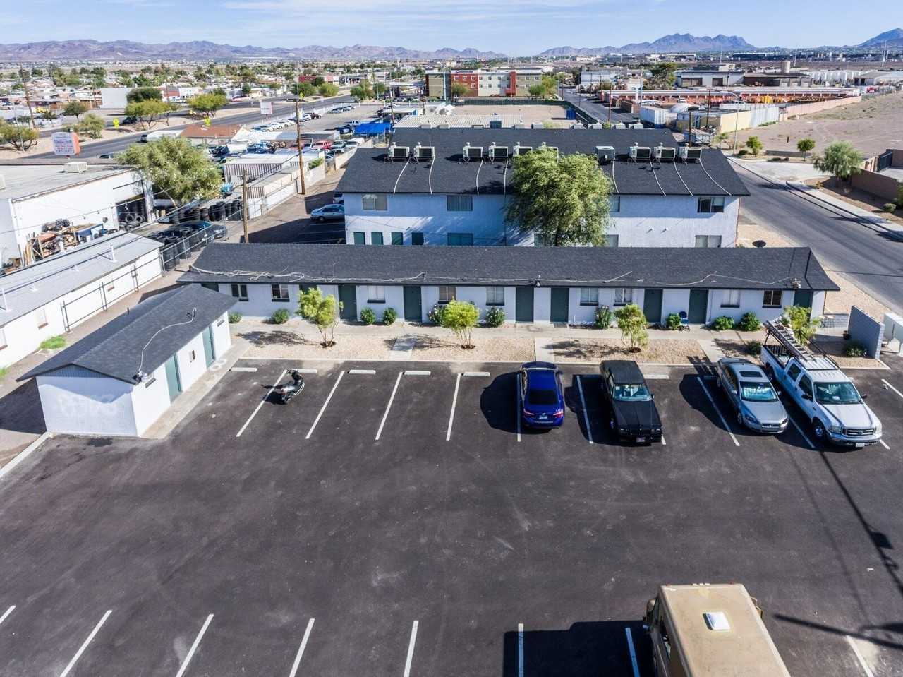 1638 Athol Avenue - Photo 6 of 9