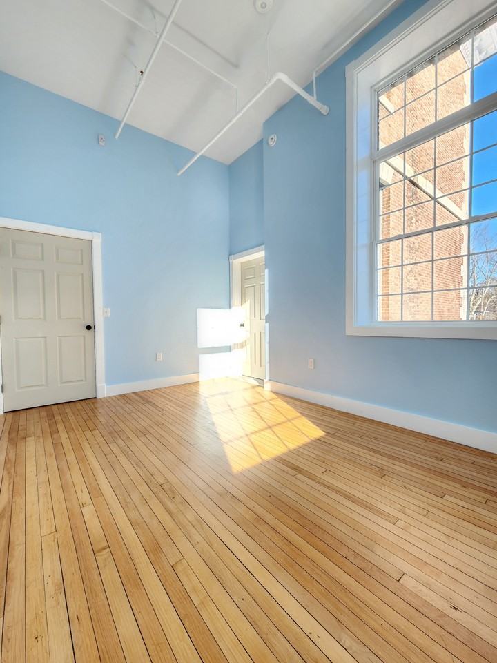 21 Jefferson Street - Photo 5 of 50