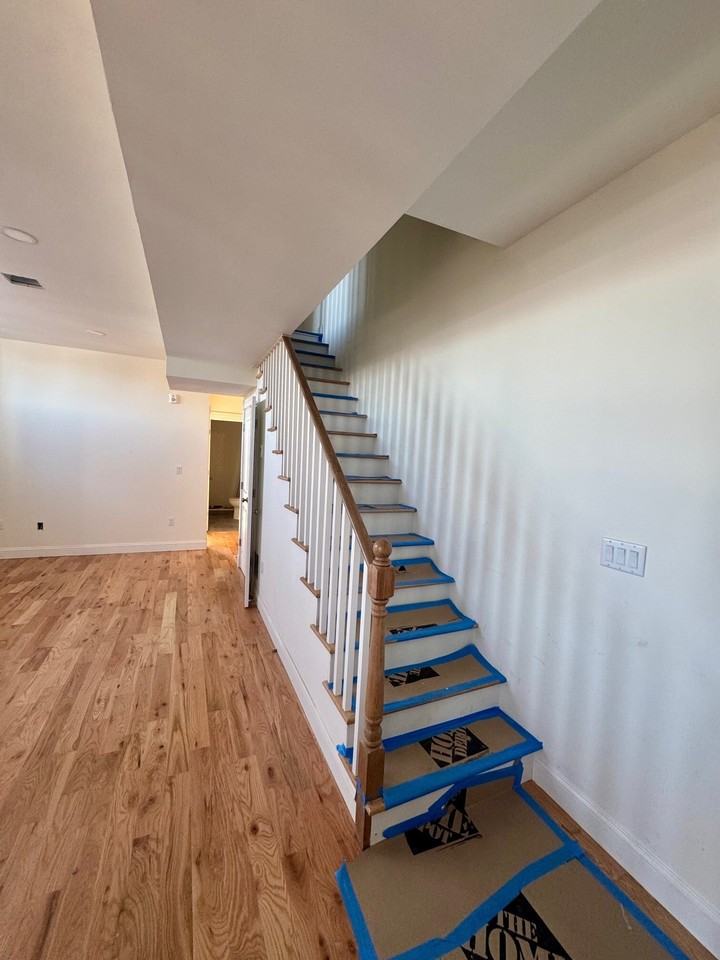 157 Green Street - Photo 6 of 11