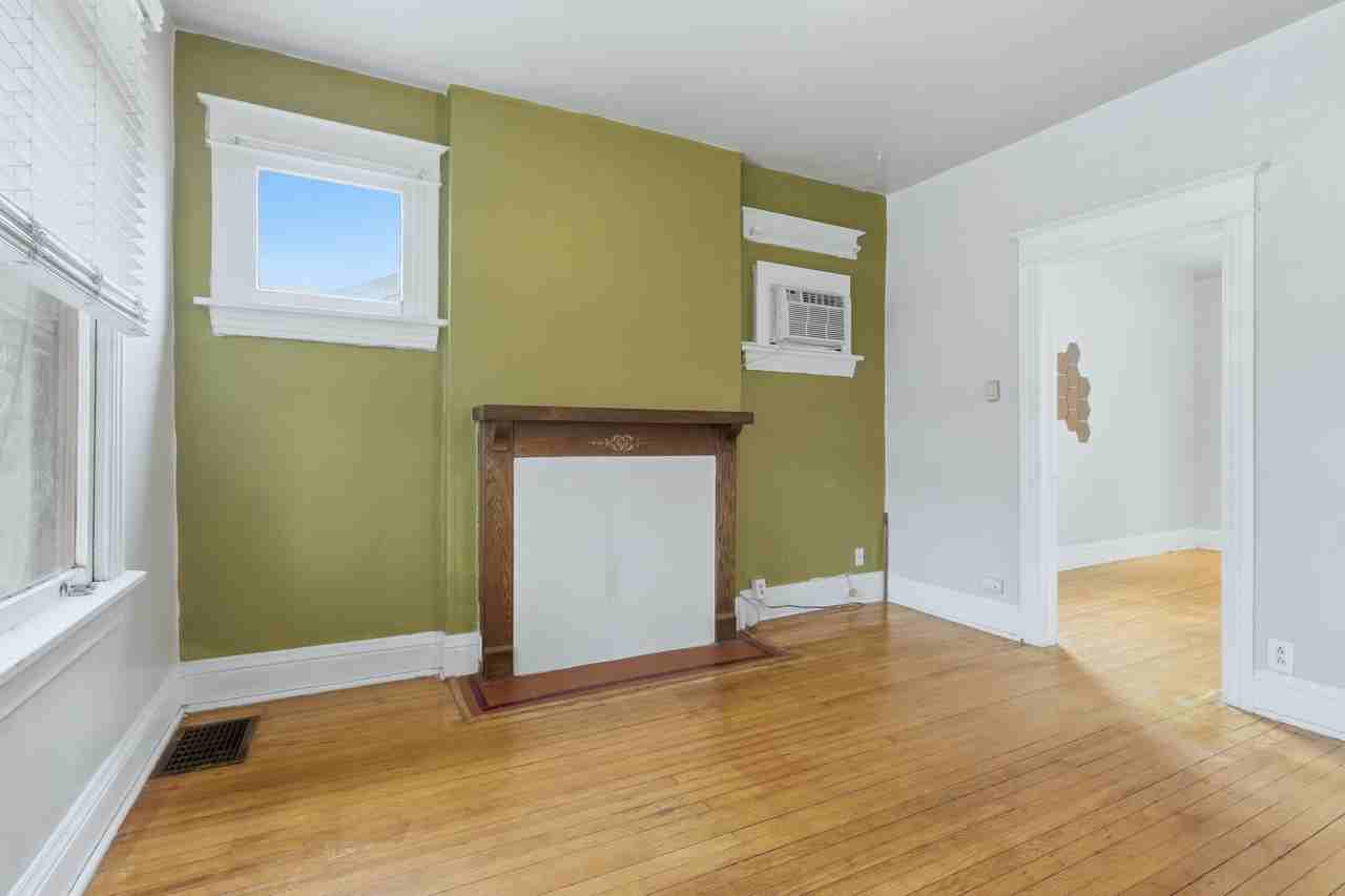 1121 East 6th Avenue - Photo 5 of 30