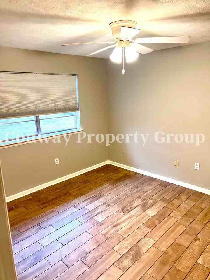 1106 Donaghey Ave. - Photo 4 of 8