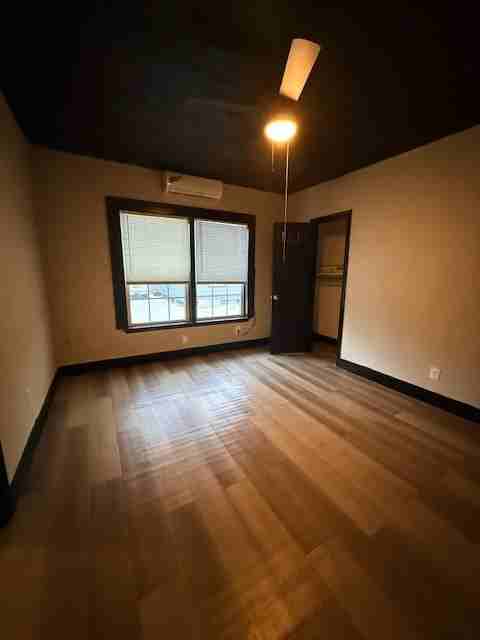 Elysian - Photo 5 of 25