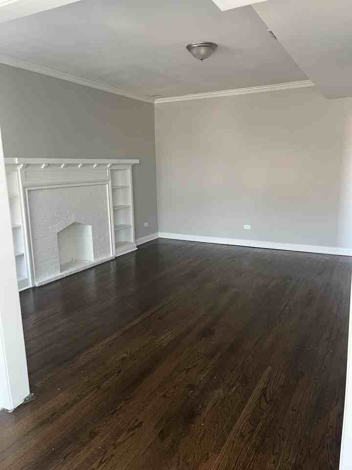 Carpenter - Photo 5 of 21