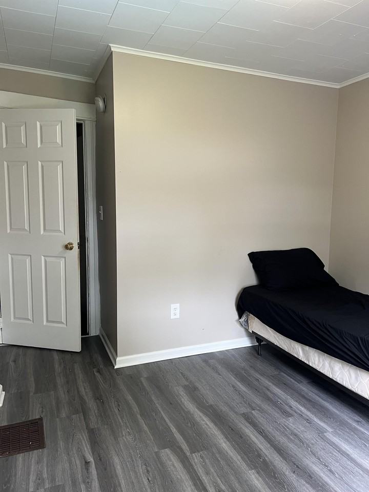 3 Schell Pl. - Photo 6 of 14