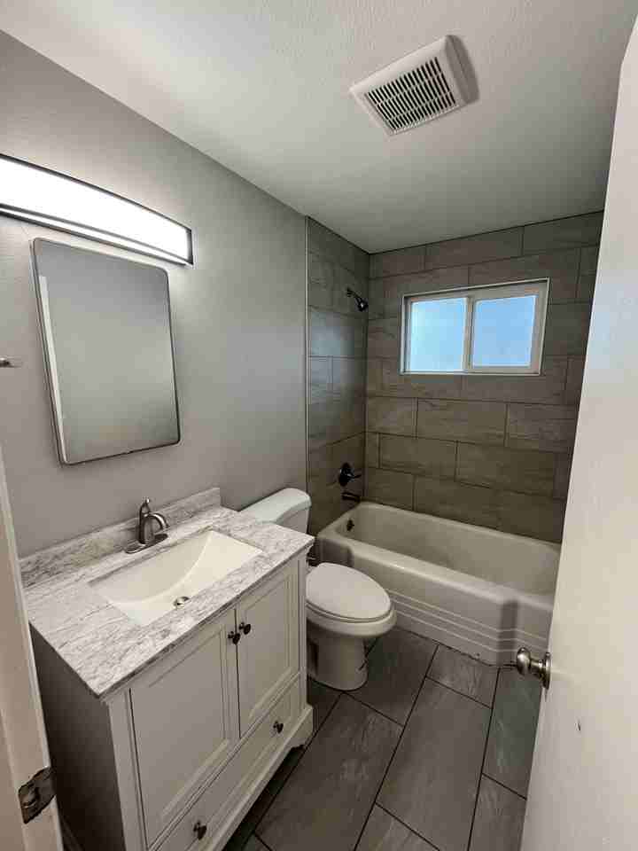 Twinlyn Place Apartments - Photo 7 of 20