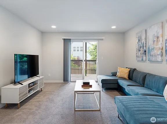 10035 61st Avenue South - Photo 4 of 5