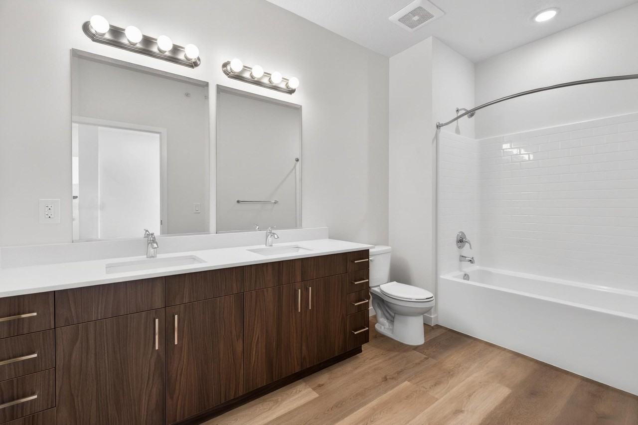 Mountain View Apartments - Photo 6 of 50