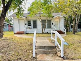 122 Southend Blvd - Photo 1 of 1