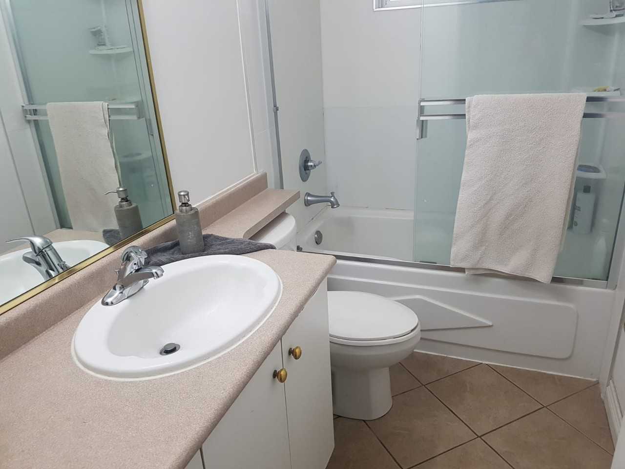 12018 100 Avenue - Photo 2 of 5