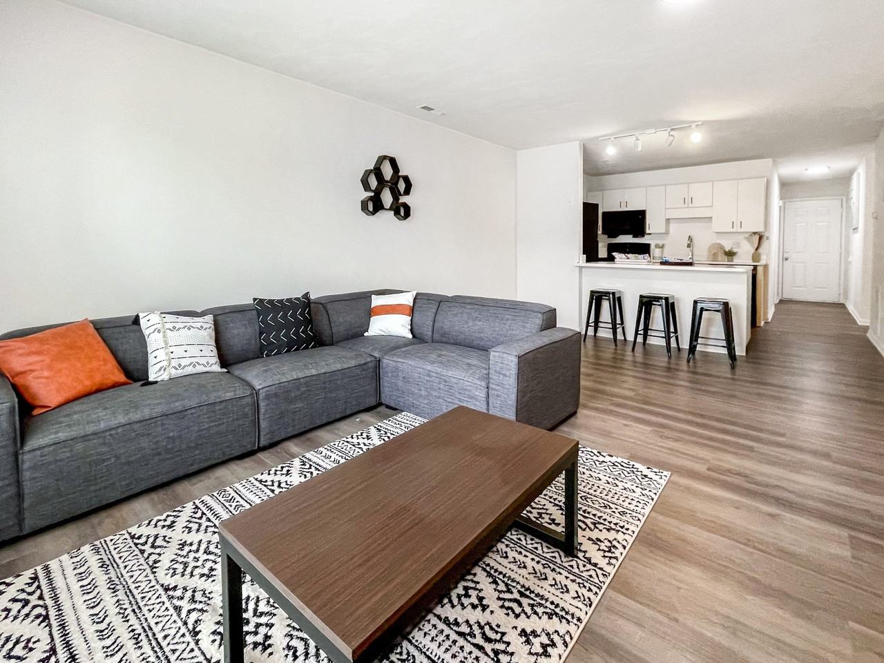 The Mill Apartments - Photo 4 of 15