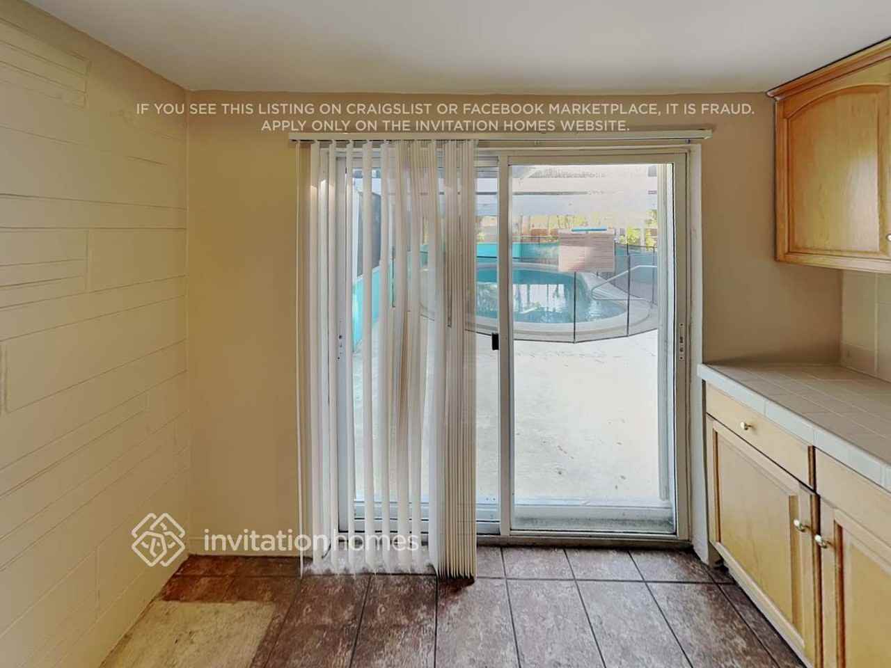 1307 N 46th Ave - Photo 7 of 20