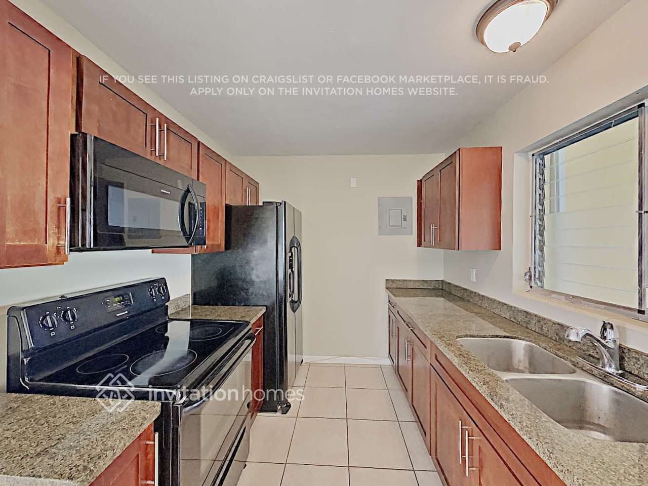 1521 20th Ave N - Photo 5 of 14