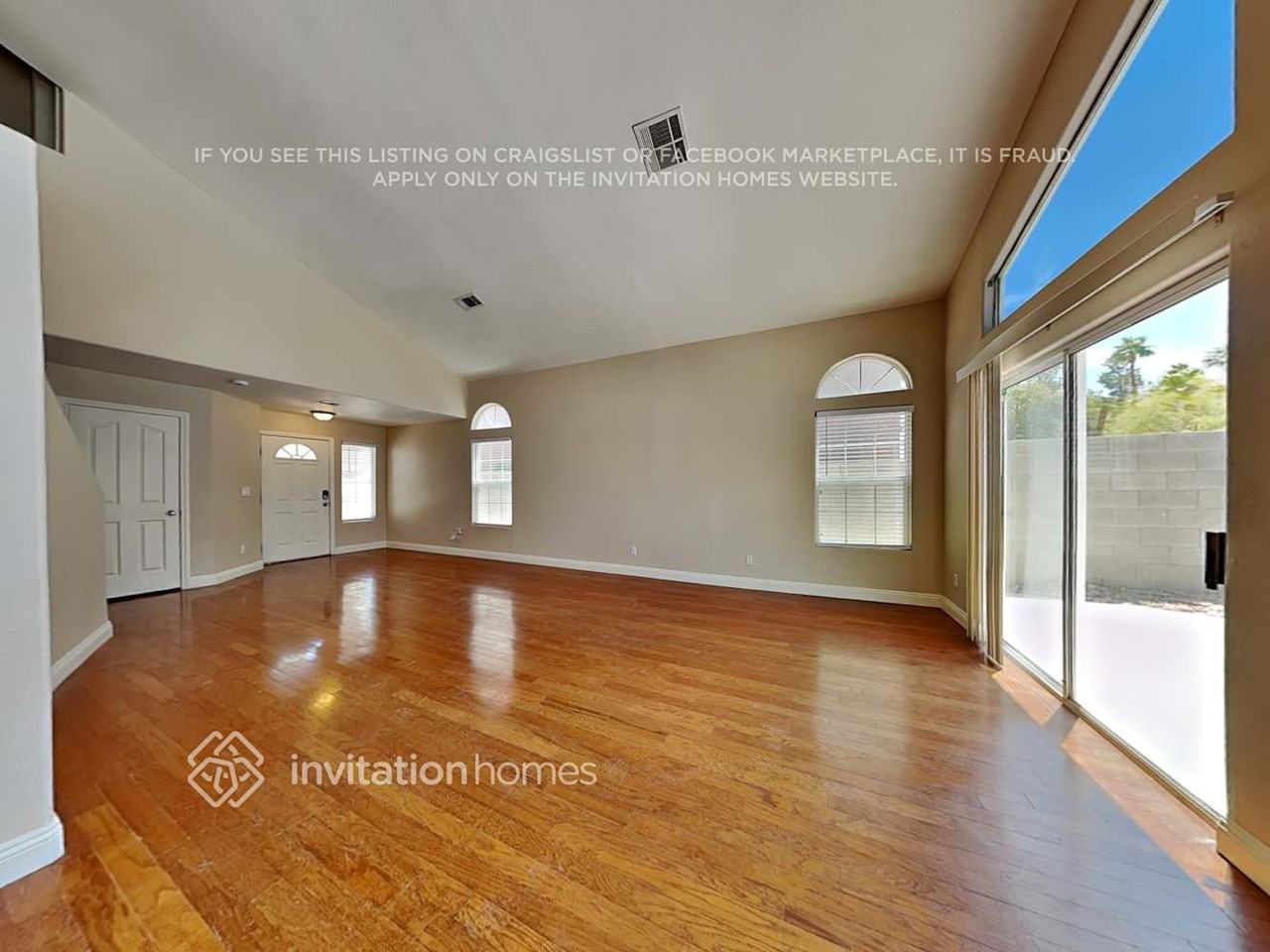 125 Golf Range St - Photo 5 of 20