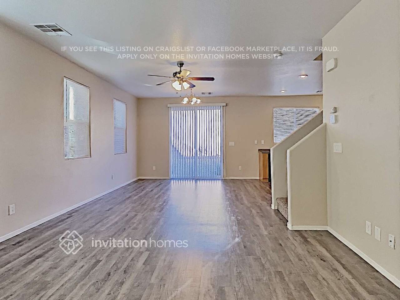 9334 Shawnee Mission Ave - Photo 4 of 22