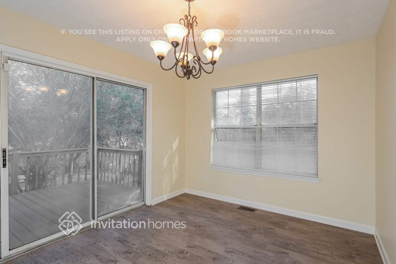 2990 Trotters Pointe Dr - Photo 7 of 19