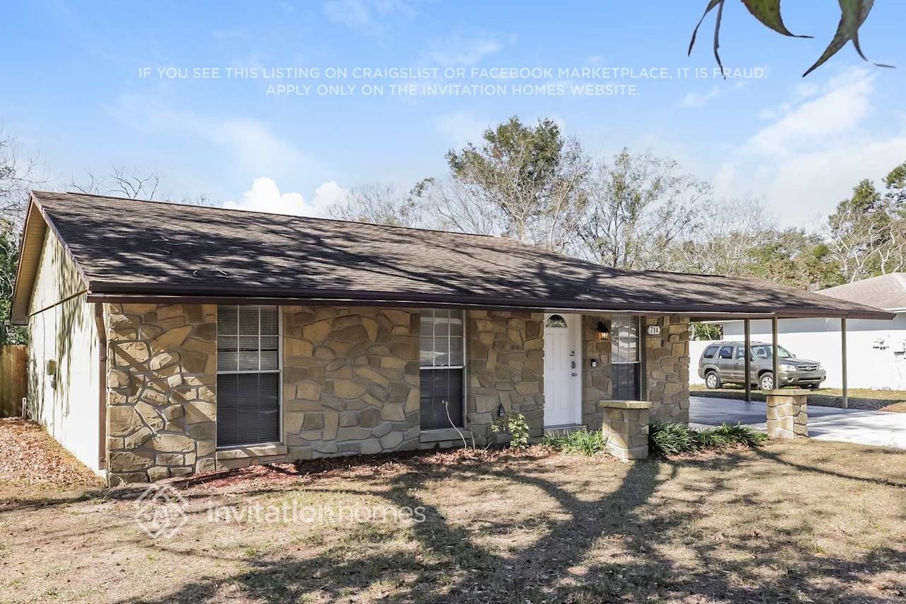 714 Valley Hill Dr - Photo 3 of 17