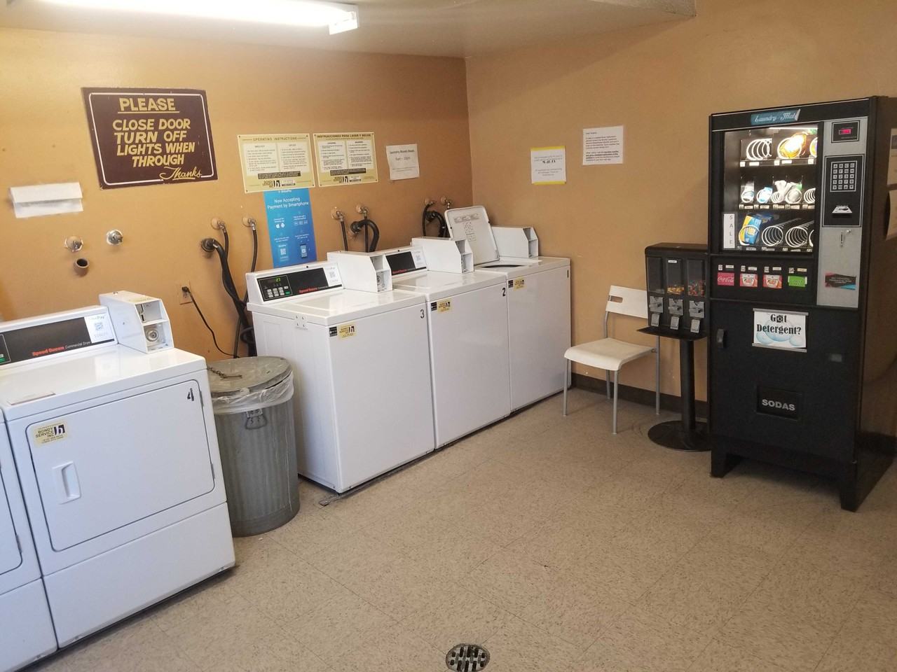 Magnolia Blvd - Photo 4 of 39