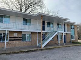 featured image of 1825 N College Ave